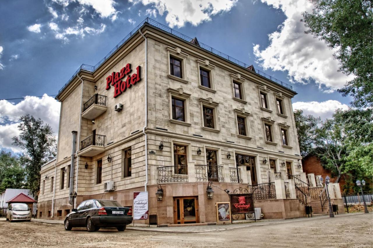 Plaza Hotel Kökschetau Exterior foto
