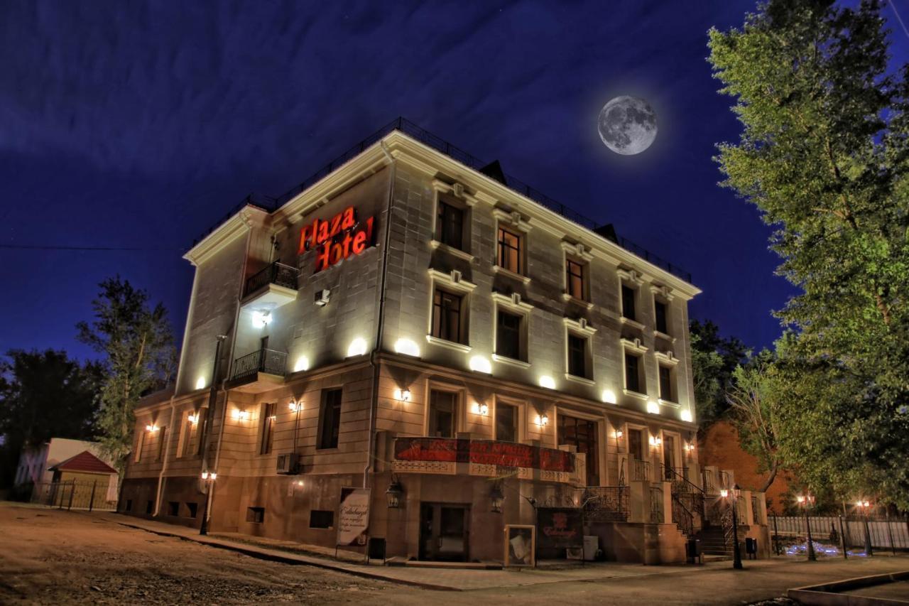 Plaza Hotel Kökschetau Exterior foto